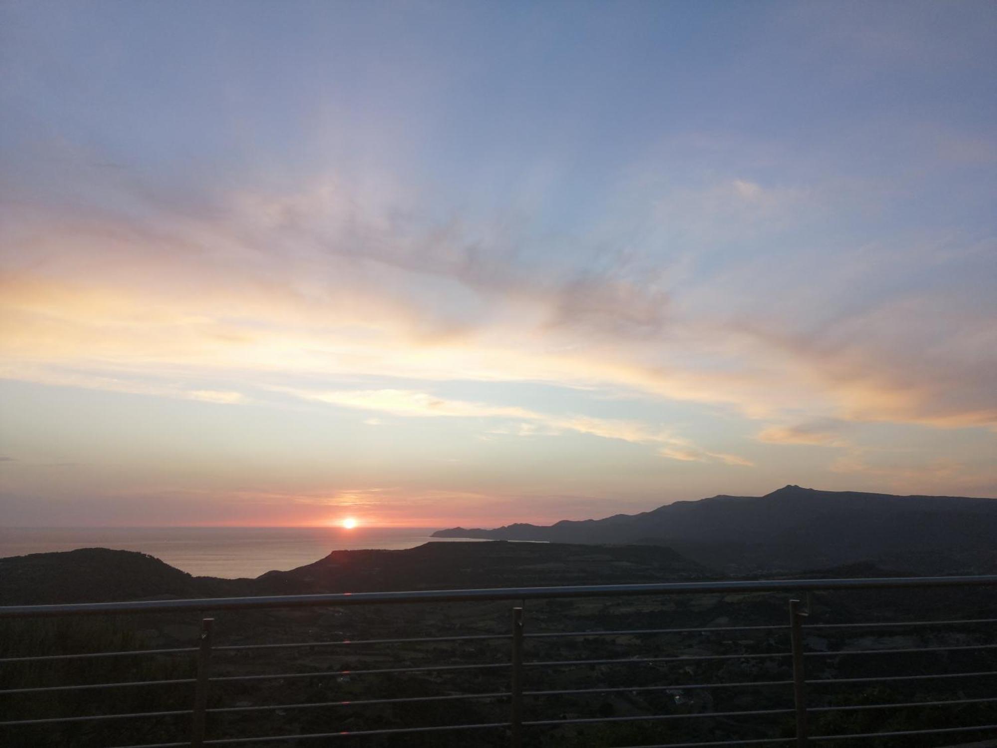 S'Alzolitta Hotel Magomadas Buitenkant foto