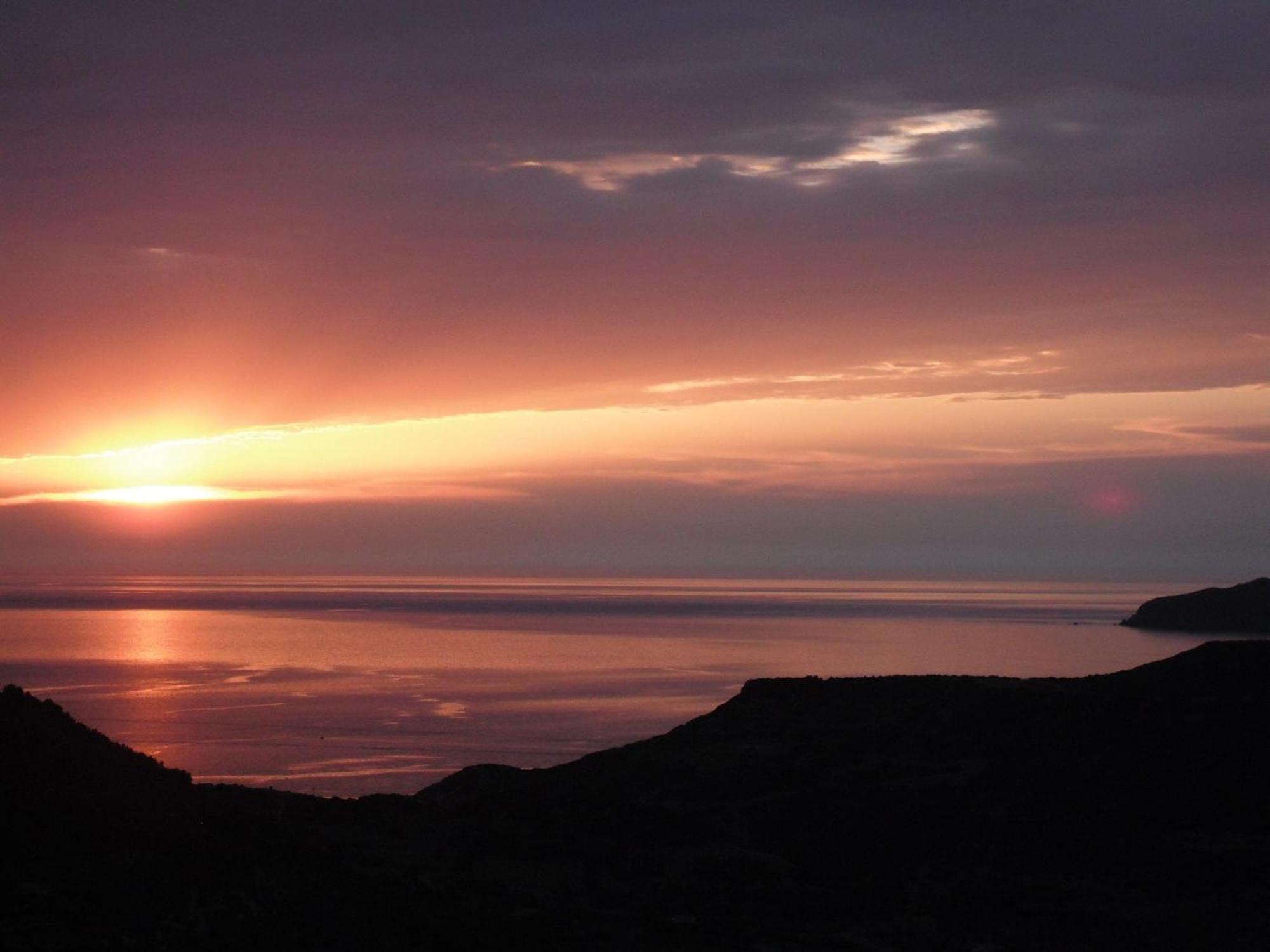 S'Alzolitta Hotel Magomadas Buitenkant foto
