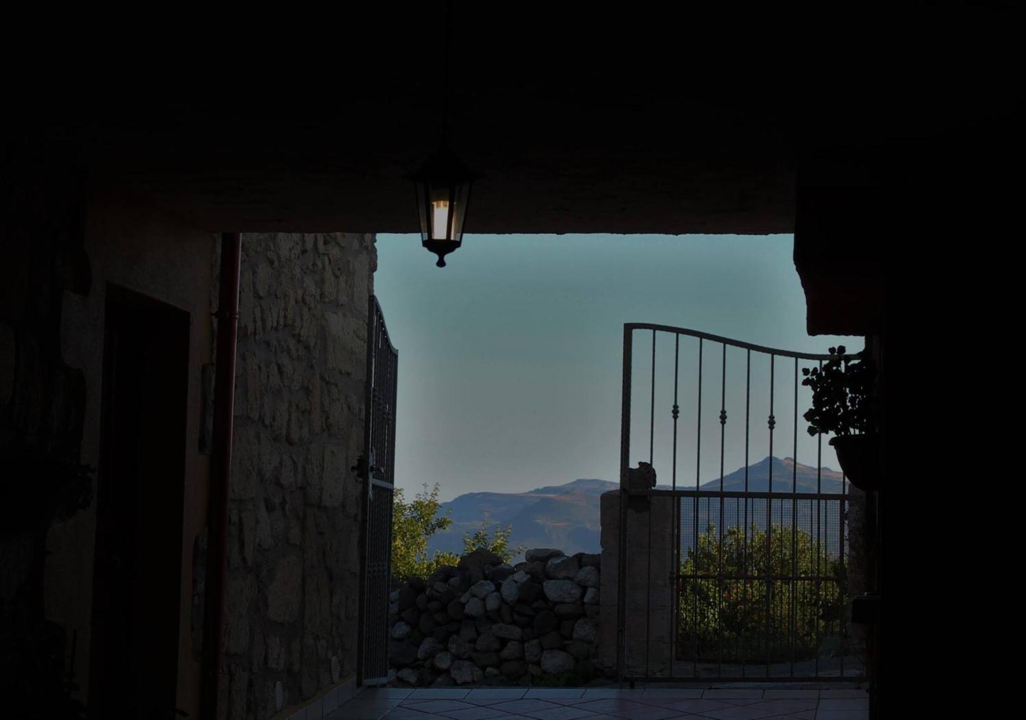 S'Alzolitta Hotel Magomadas Buitenkant foto